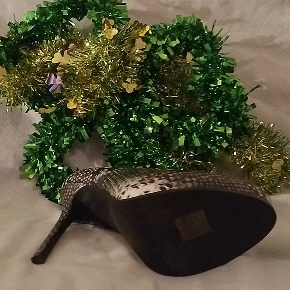 Aldo Snakeskin High Heels - Picture 6 of 8